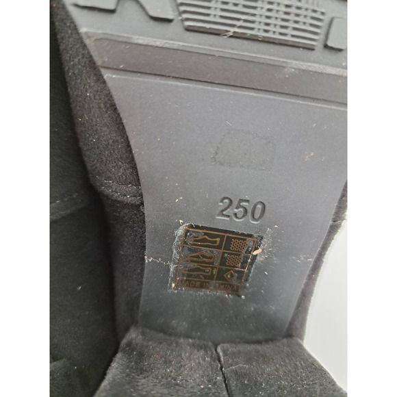 Black suede low heel Thigh High Rubber traction sole Back tie Boots 250 8.5 - Picture 6 of 6